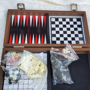 Travel Magnetic‎ checkers backgammon board